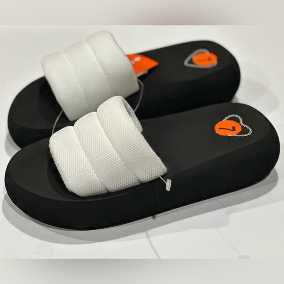 Rocket Dog - Splash Jones Mesh Fabric Flip Flops - Women's Size 7 - Picture 7 of 10